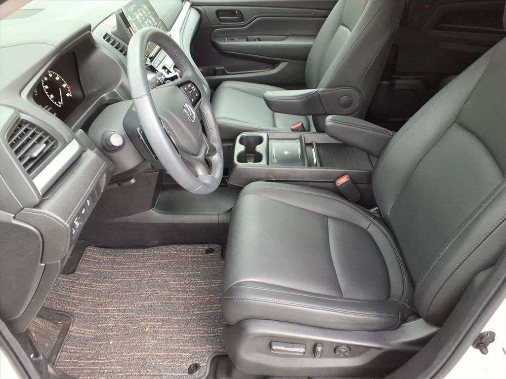 Used 2026 White Honda EX-L image 12
