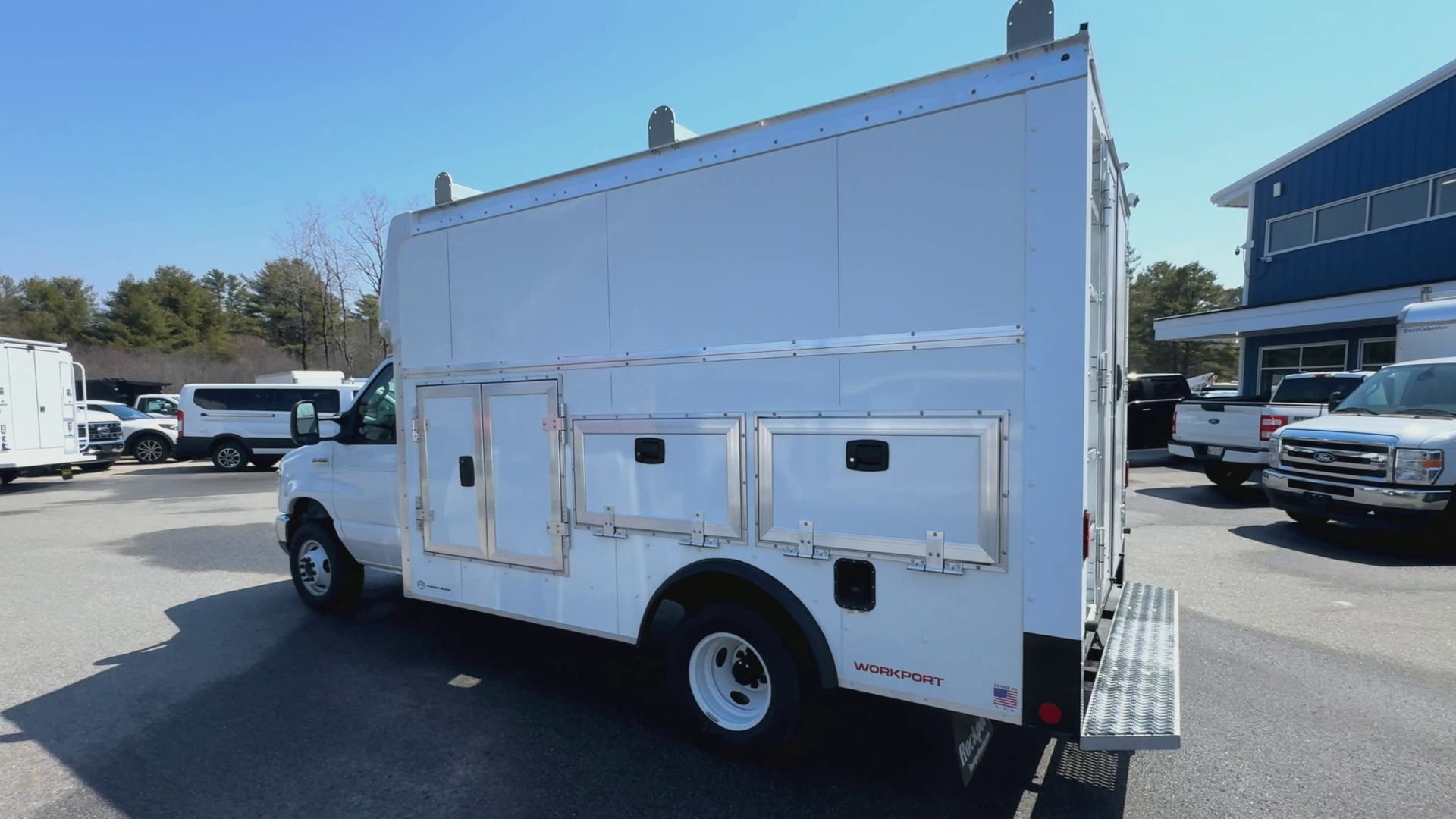 2026 Ford E-Series Cutaway Base - Photo 18