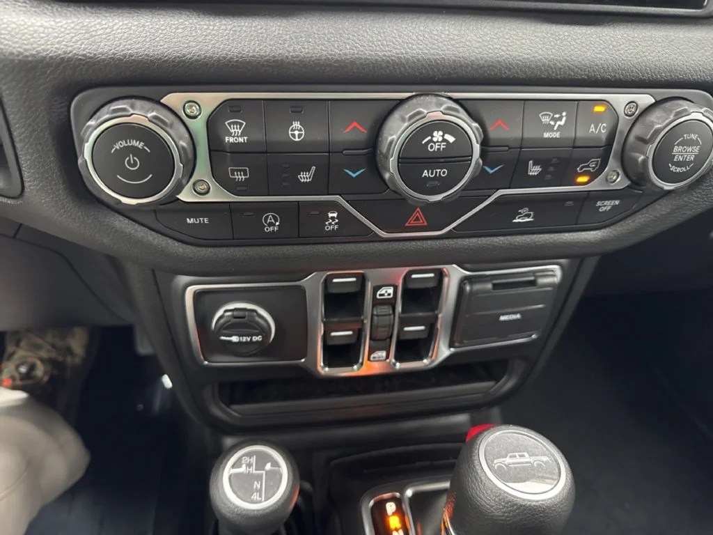 2025 Jeep Gladiator Sport S - Photo 17