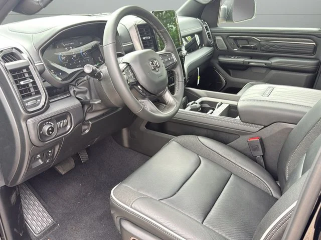 New 2026 Diamond Black Crystal Pearl-Coat Exterior Paint RAM Limited image 15