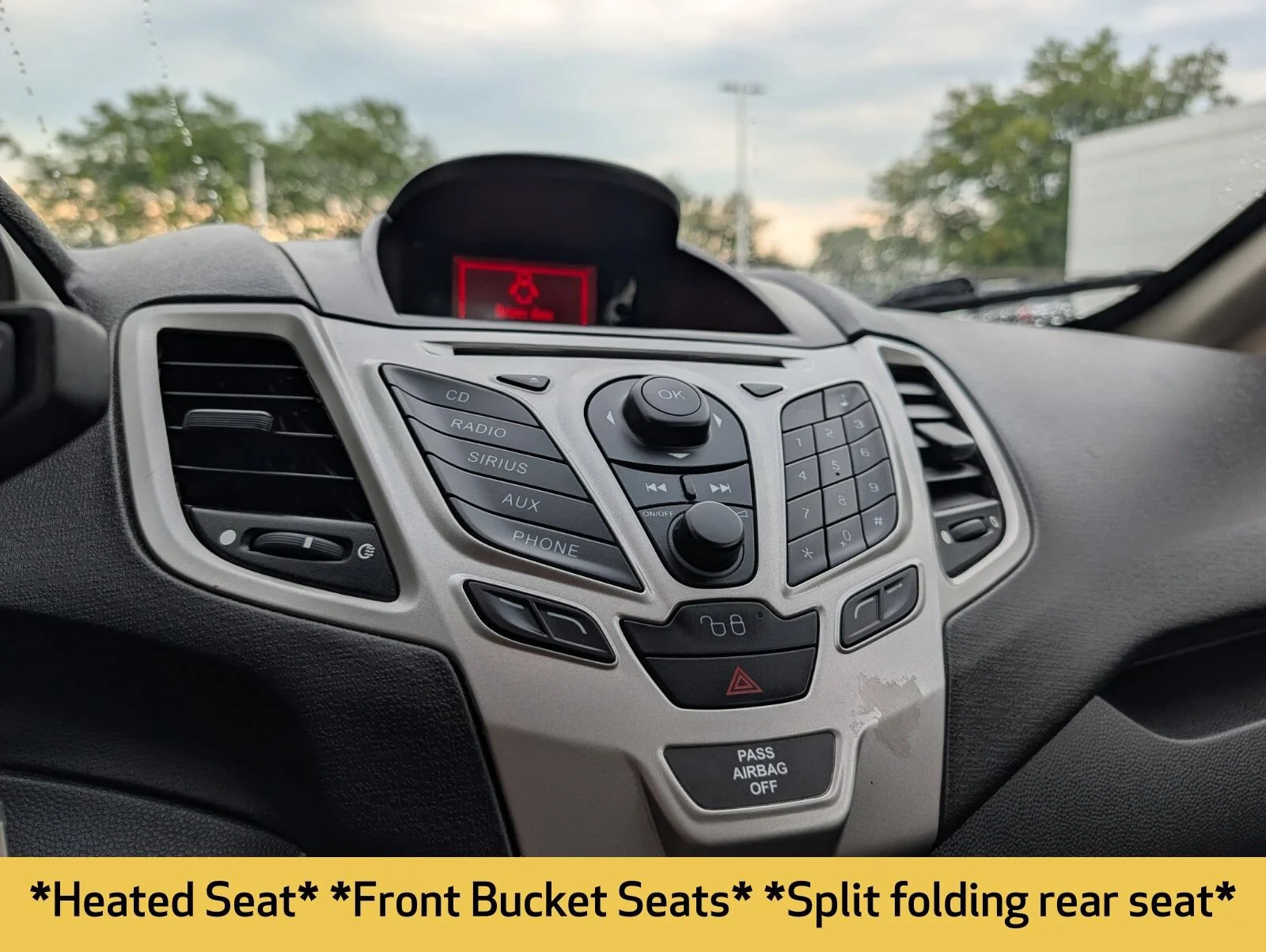 Used 2012 Blue Ford SE image 6