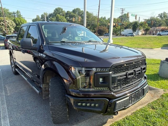 Used 2018 Red Ford XL image 6