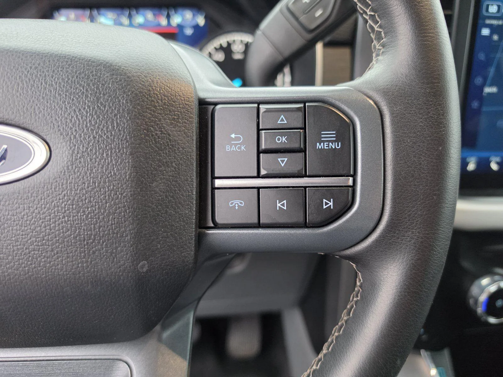 Used 2023 Agate Black Ford XLT image 29