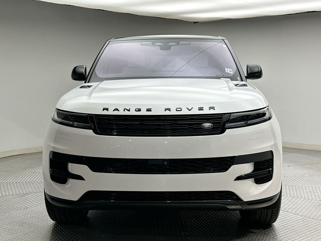 Used 2023 Fuji White Land Rover SE image 16
