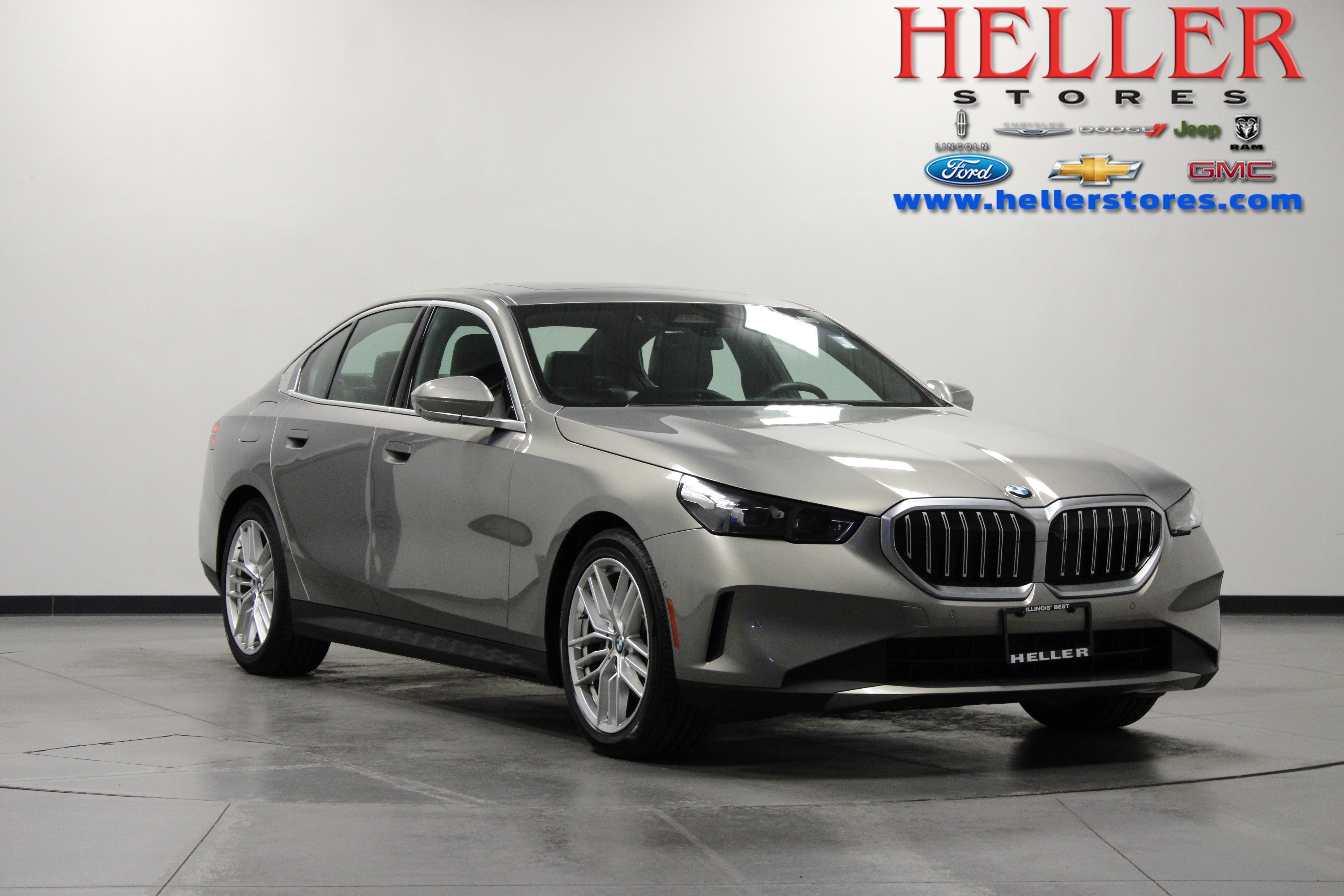 2024 BMW 5 Series 530i xDrive Sedan's photo