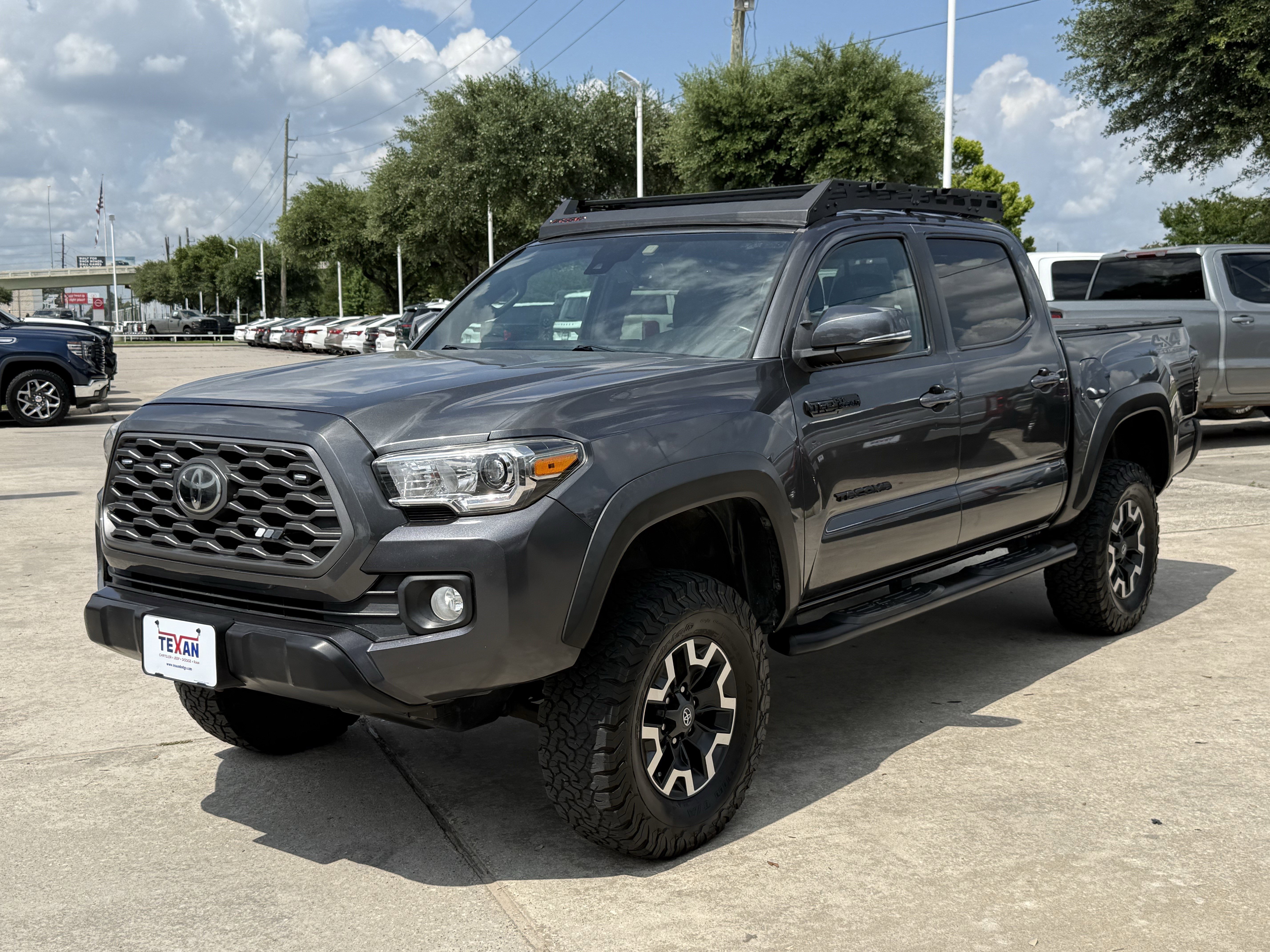 Used 2022 Magnetic Gray Metallic Toyota SR image 8
