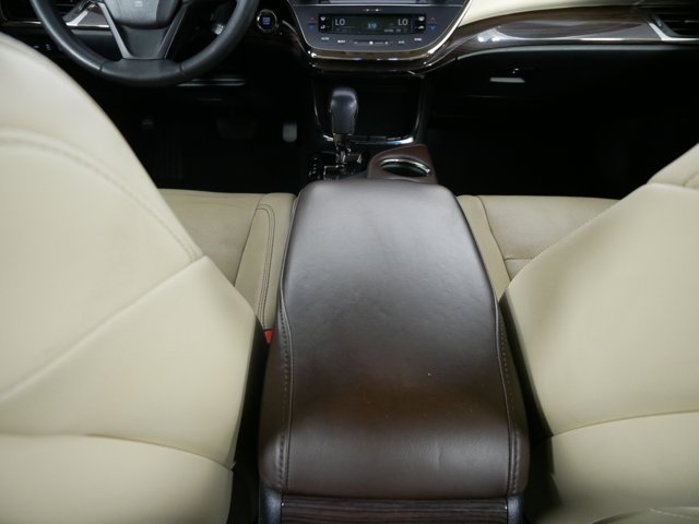 Used 2015 Sizzling Crimson Mica Toyota Limited image 24