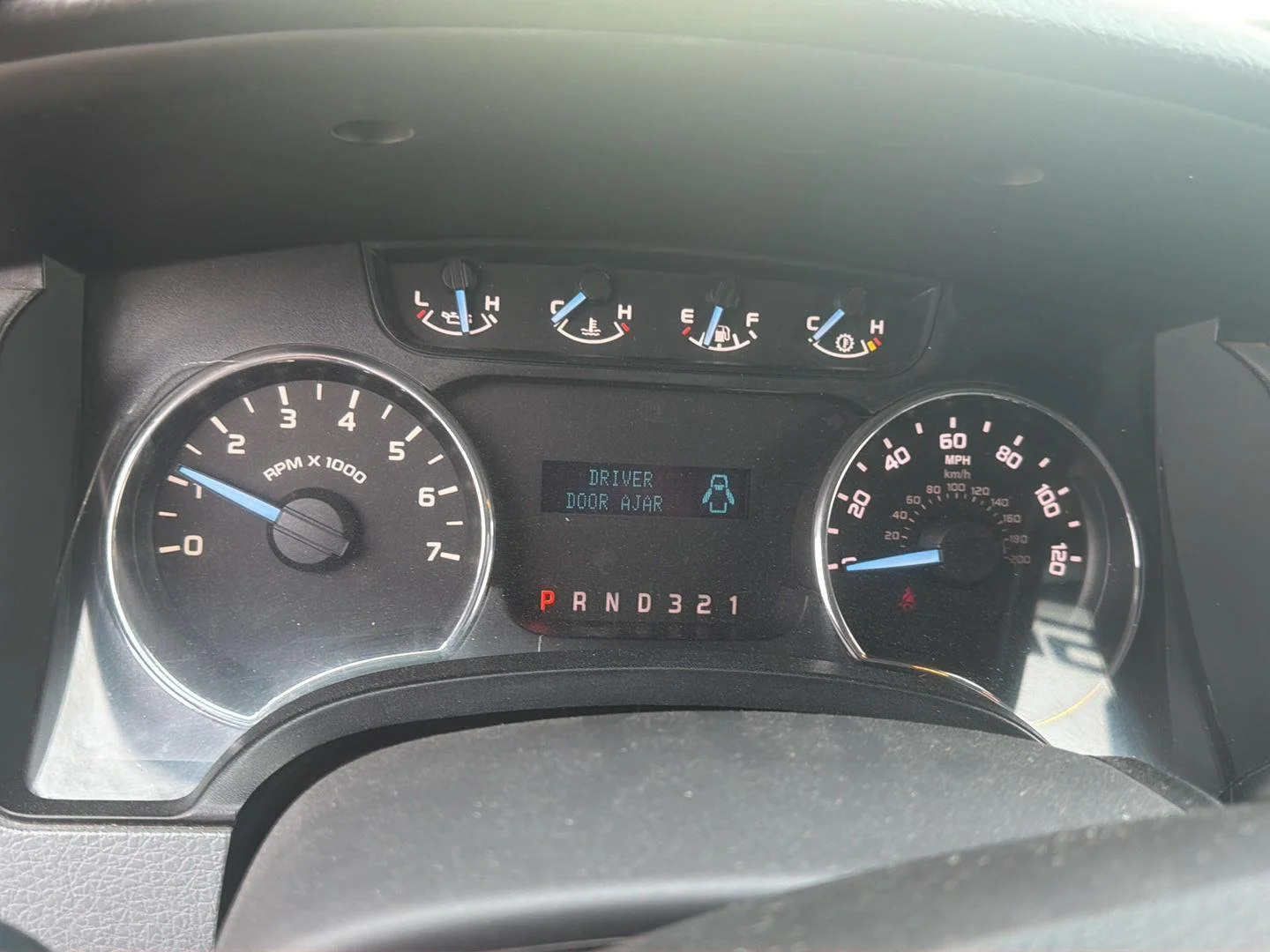 Used 2011 Oxford White Ford XLT image 6