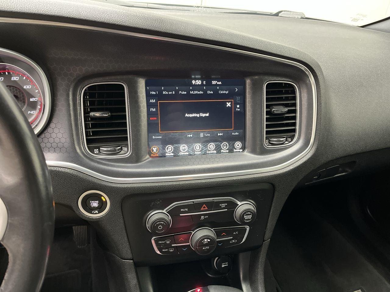 Used 2017 Granite Pearlcoat Dodge SXT image 5