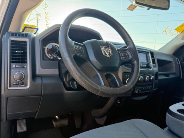 Used 2016 Bright White Clearcoat Ram Tradesman image 13