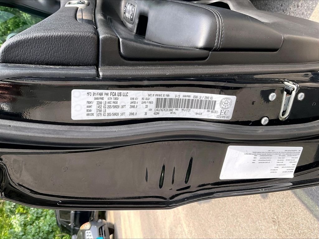 Used 2019 Black Jeep Altitude image 34