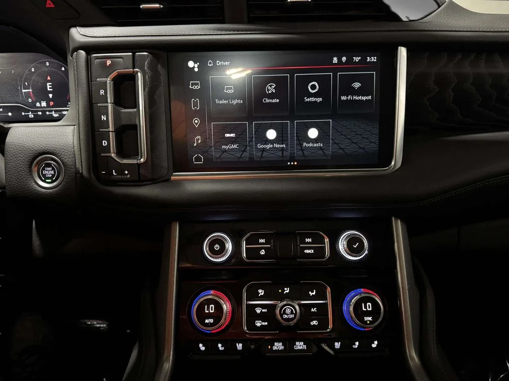 Used 2022 Black GMC Denali image 20