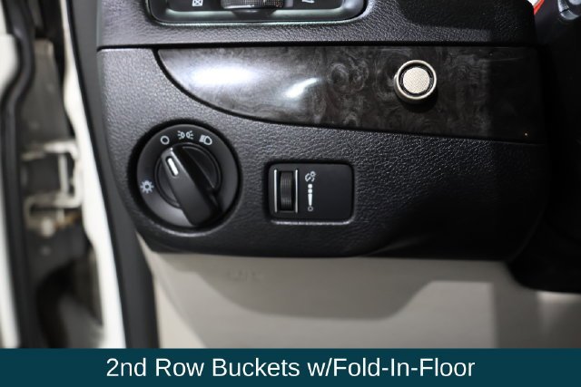 Certified Used 2012  Dodge American Value Pkg image 15