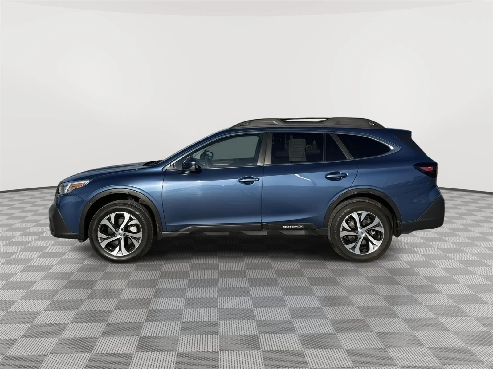 Used 2020 Abyss Blue Pearl Subaru Limited image 4