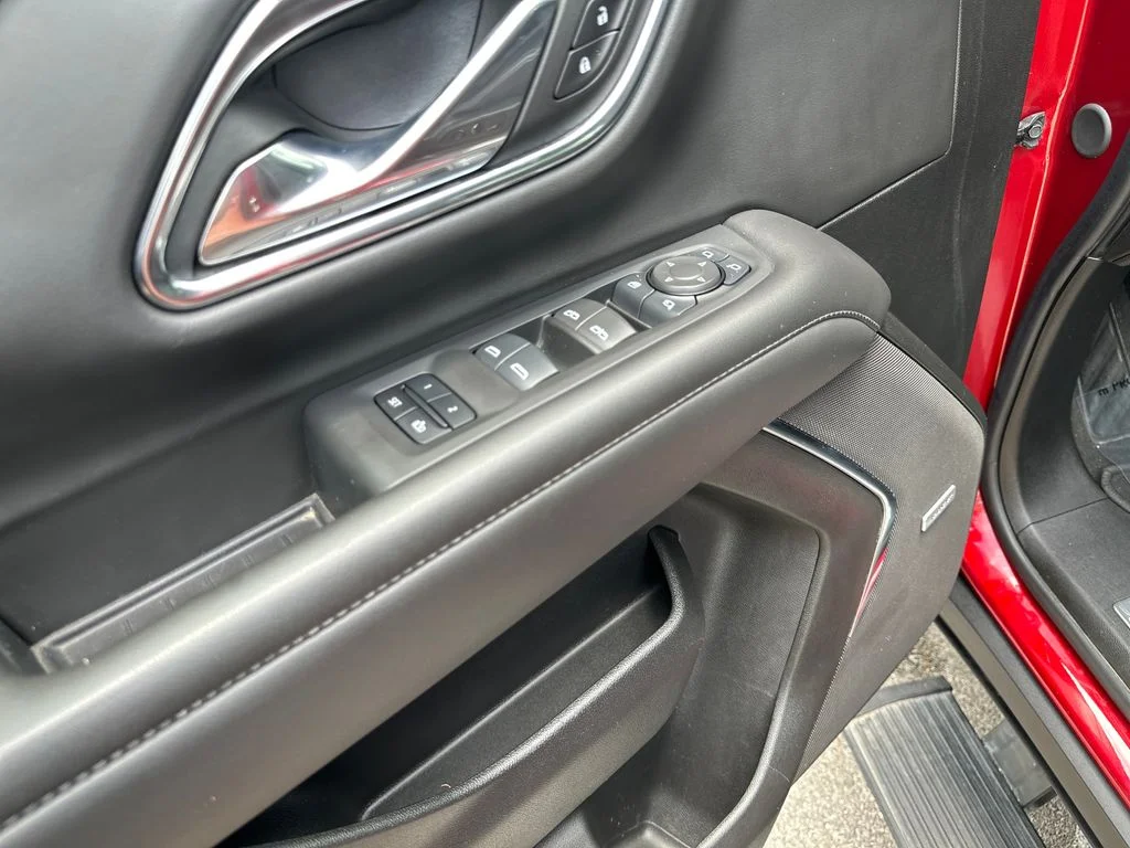 Used 2024 Red Chevrolet Z71 image 21