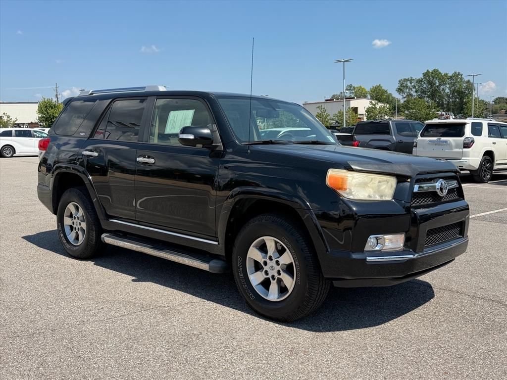Used 2010  Toyota SR5 image 2