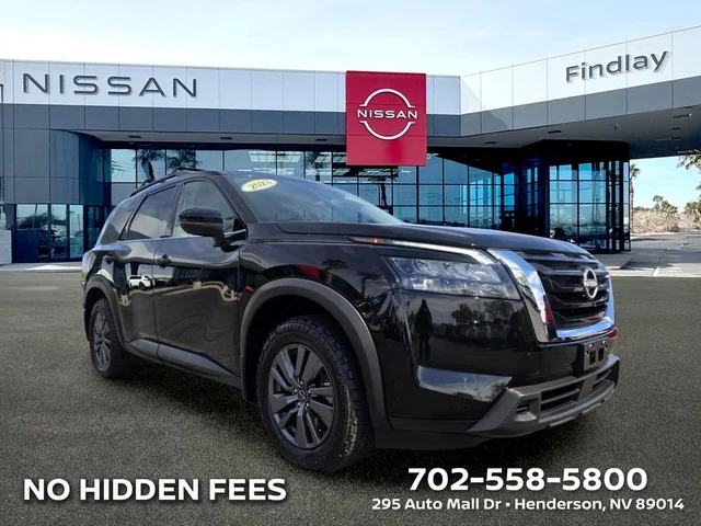 2023 Nissan Pathfinder SV