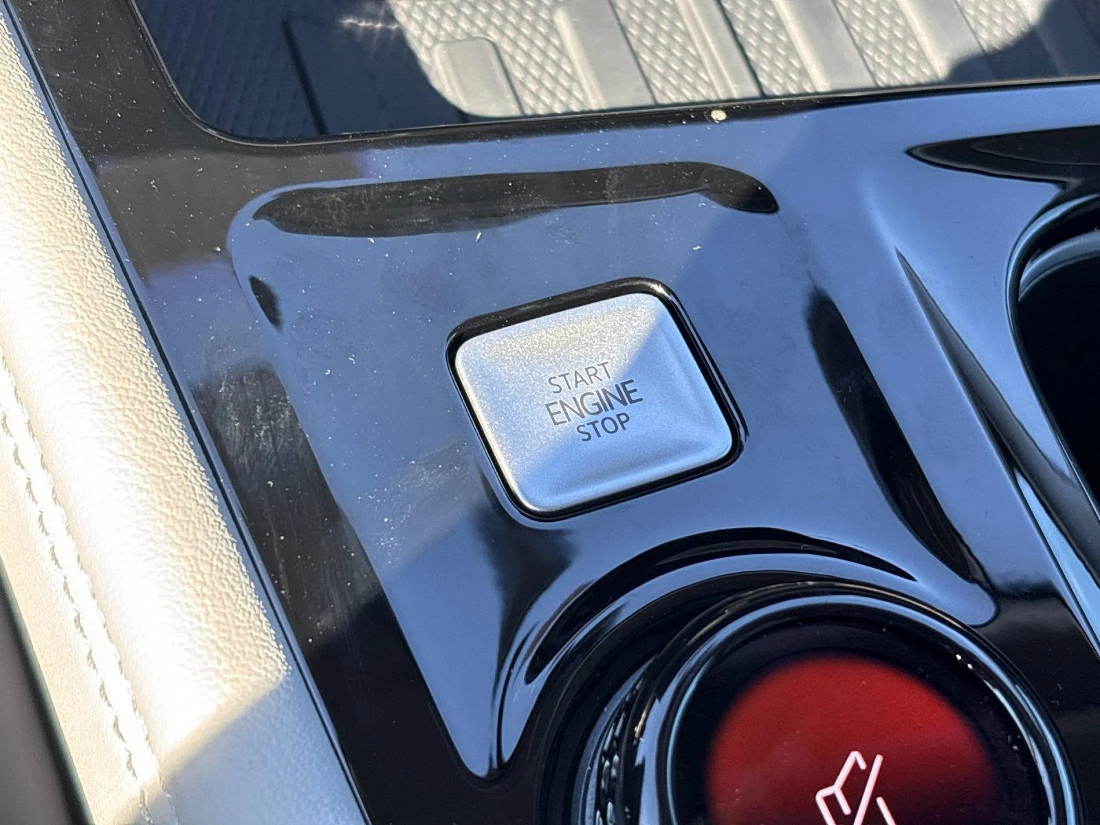 New 2027 Pure Gray Volkswagen SE w/Technology image 22