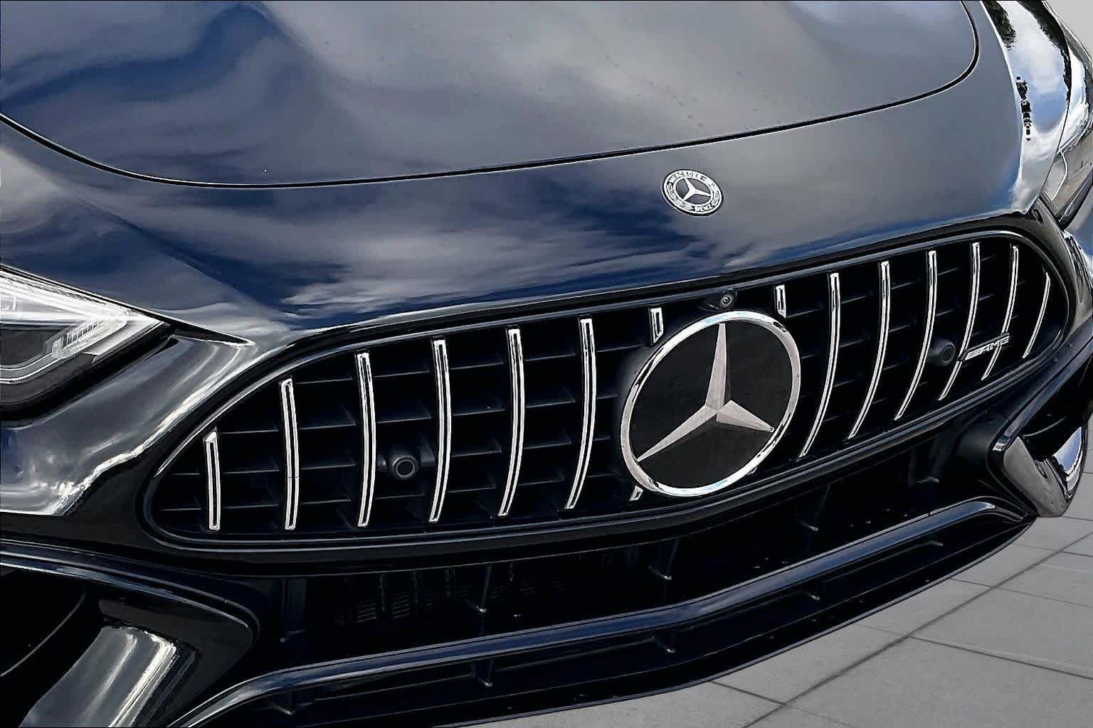 Certified Used 2022 Obsidian Black Metallic Mercedes-Benz AMG® SL 55 image 28