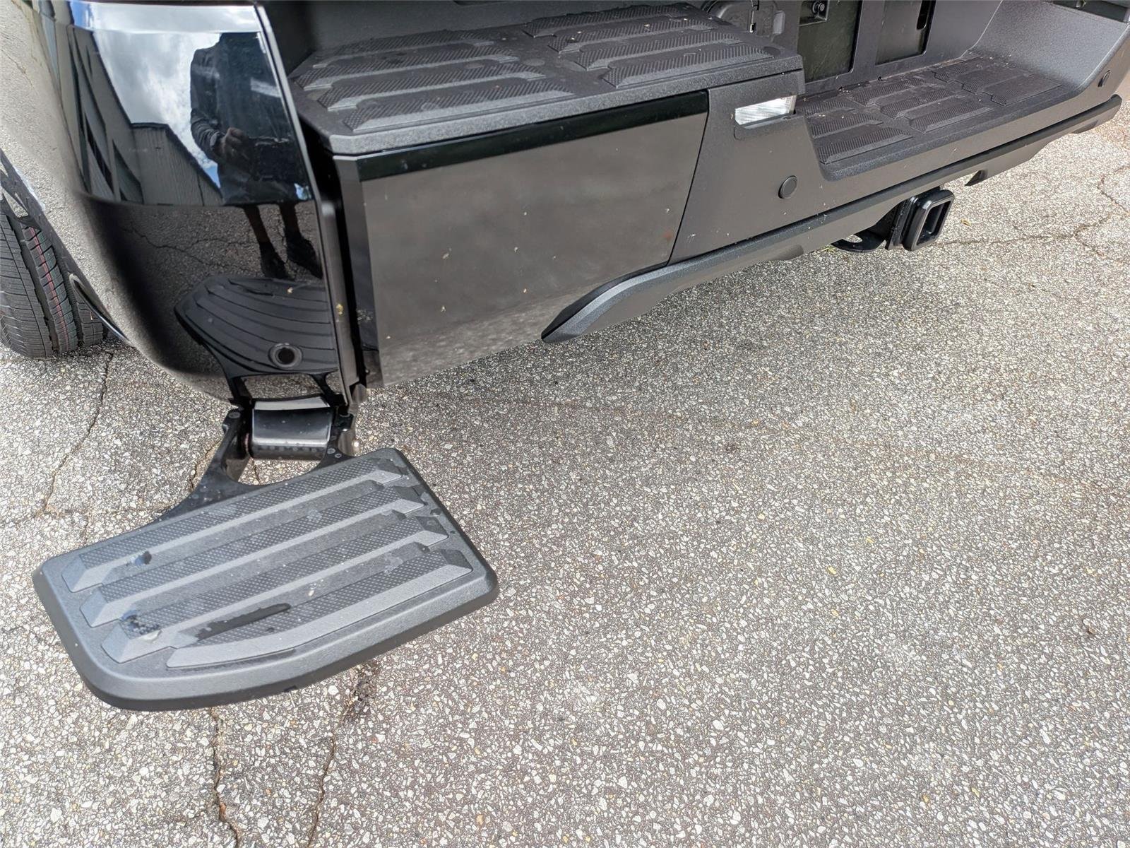 2025 Toyota Tundra Platinum - Photo 32