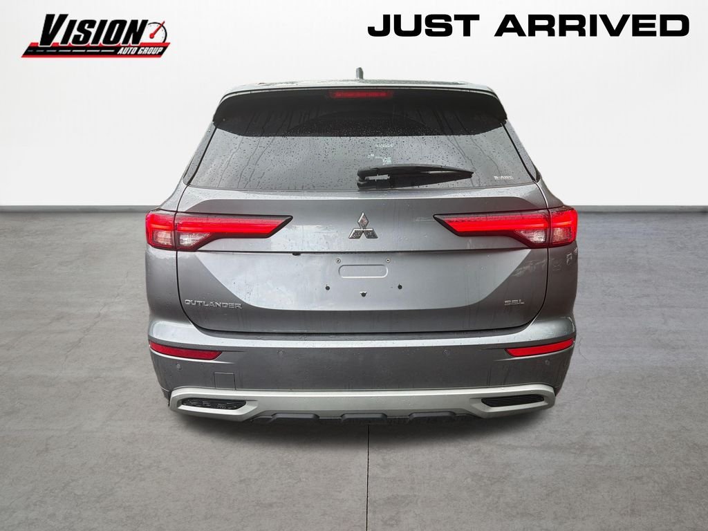 Used 2024 Black Mitsubishi  image 6