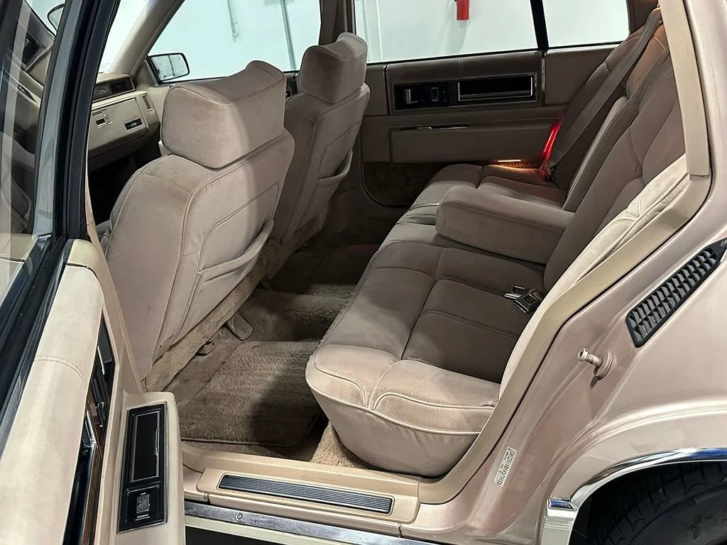 Used 1989  Cadillac NA image 54