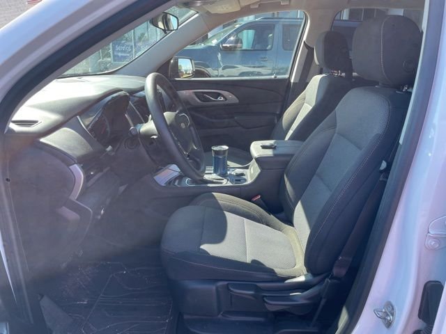 Used 2018 Summit White Chevrolet LS image 8
