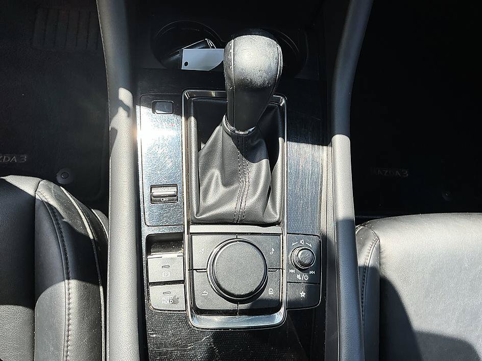 Used 2019 Deep Crystal Blue Mica Mazda Base image 20