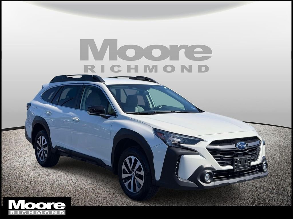 2023 Subaru Outback Premium's photo