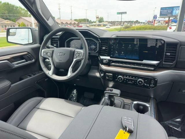 2026 Chevrolet Silverado 1500 RST - Photo 14