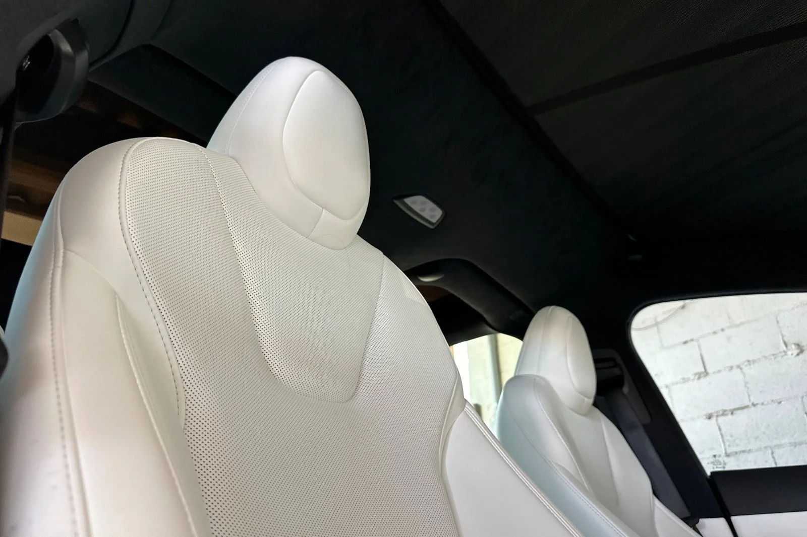Used 2023 BLACK Tesla  image 16