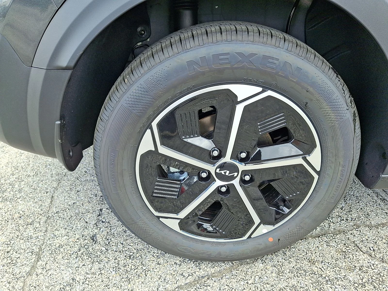 New 2026 Gray Kia LX image 10