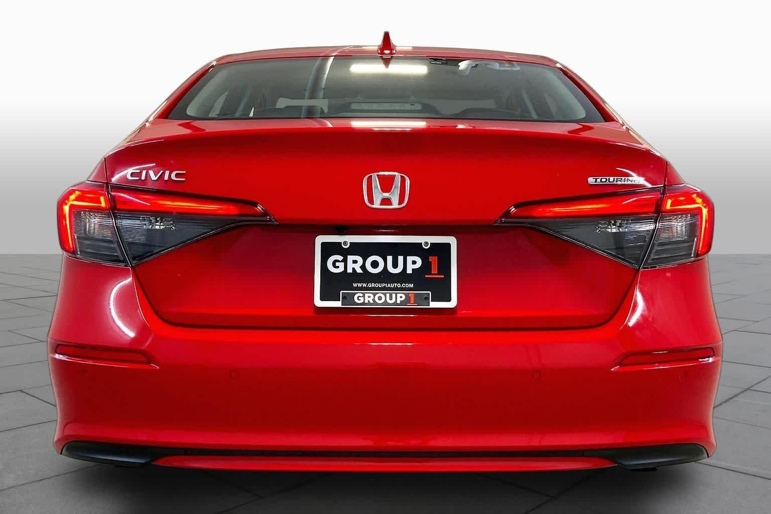 Used 2022 Rallye Red Honda Touring image 4