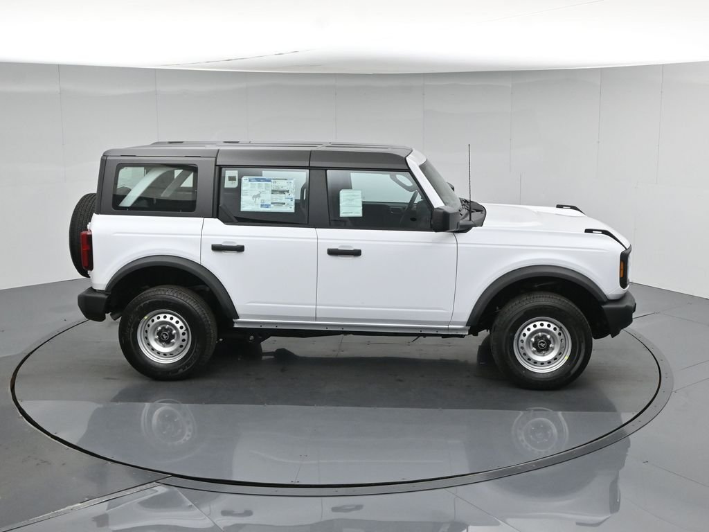 New 2026 Oxford White Ford Base image 37