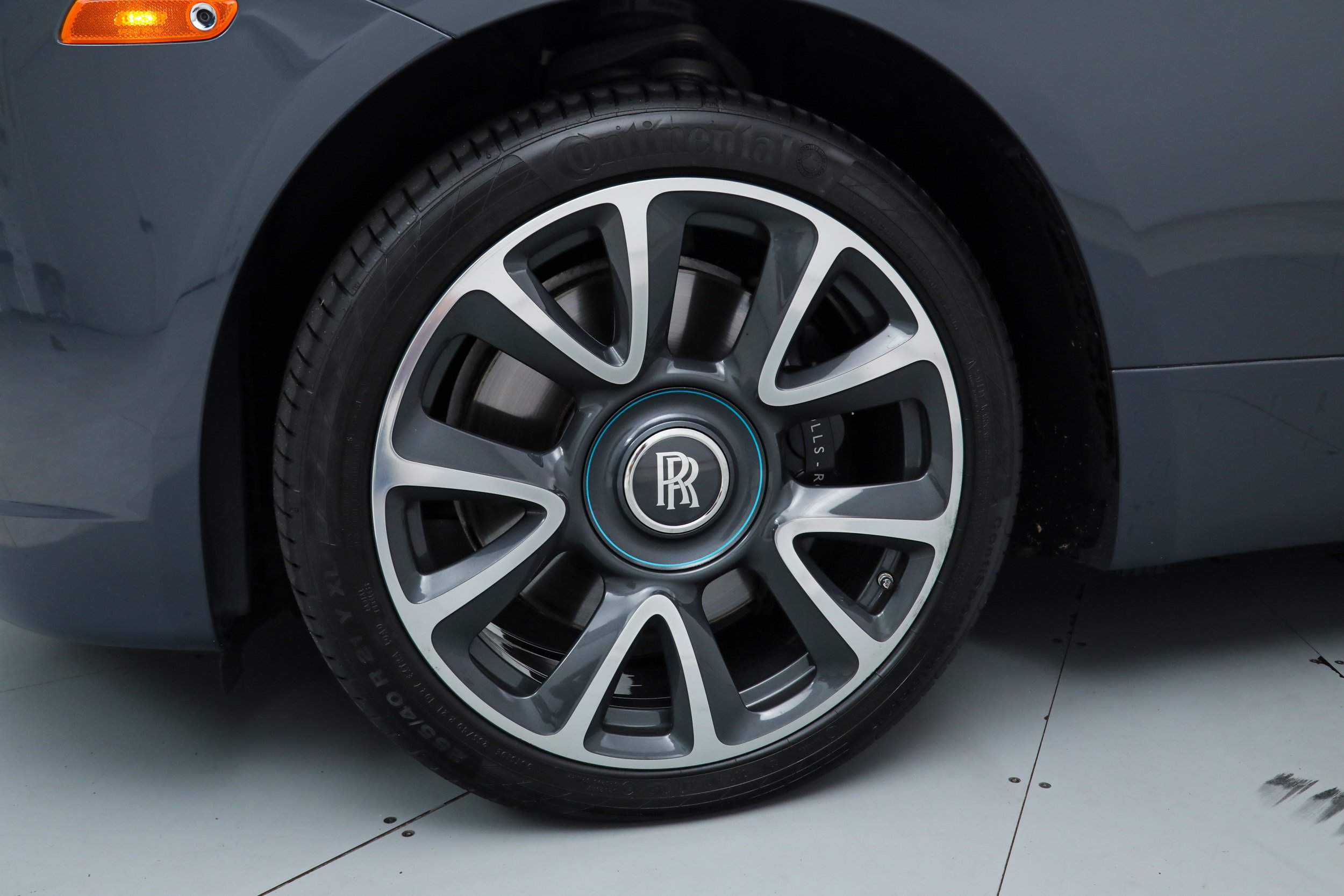Used 2021 Gray Rolls-Royce  image 12