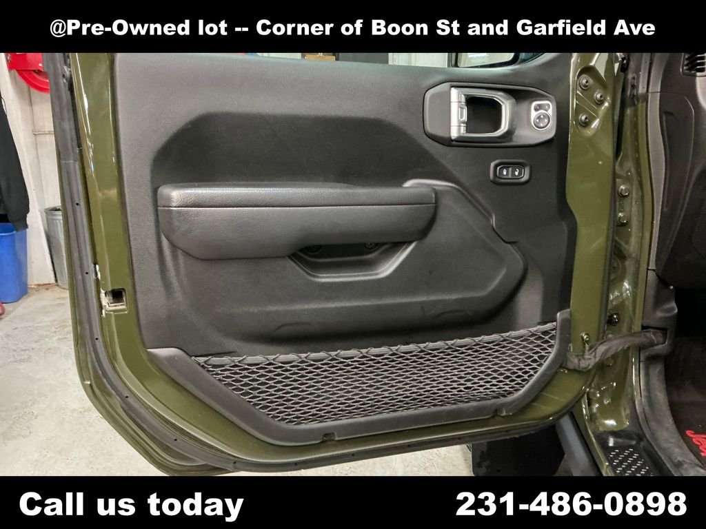 Used 2022 Green Jeep Rubicon image 15