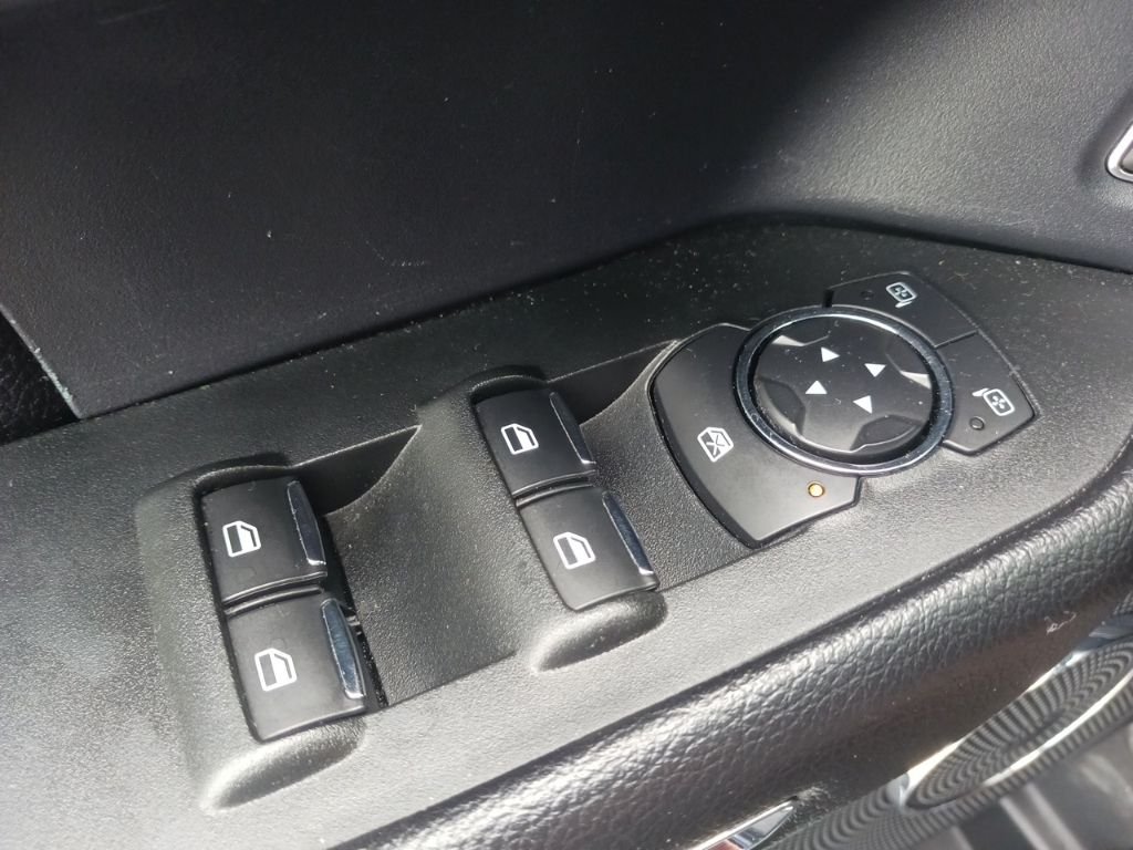 Used 2019 White Ford XLT image 26