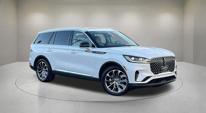 2025 Lincoln Aviator