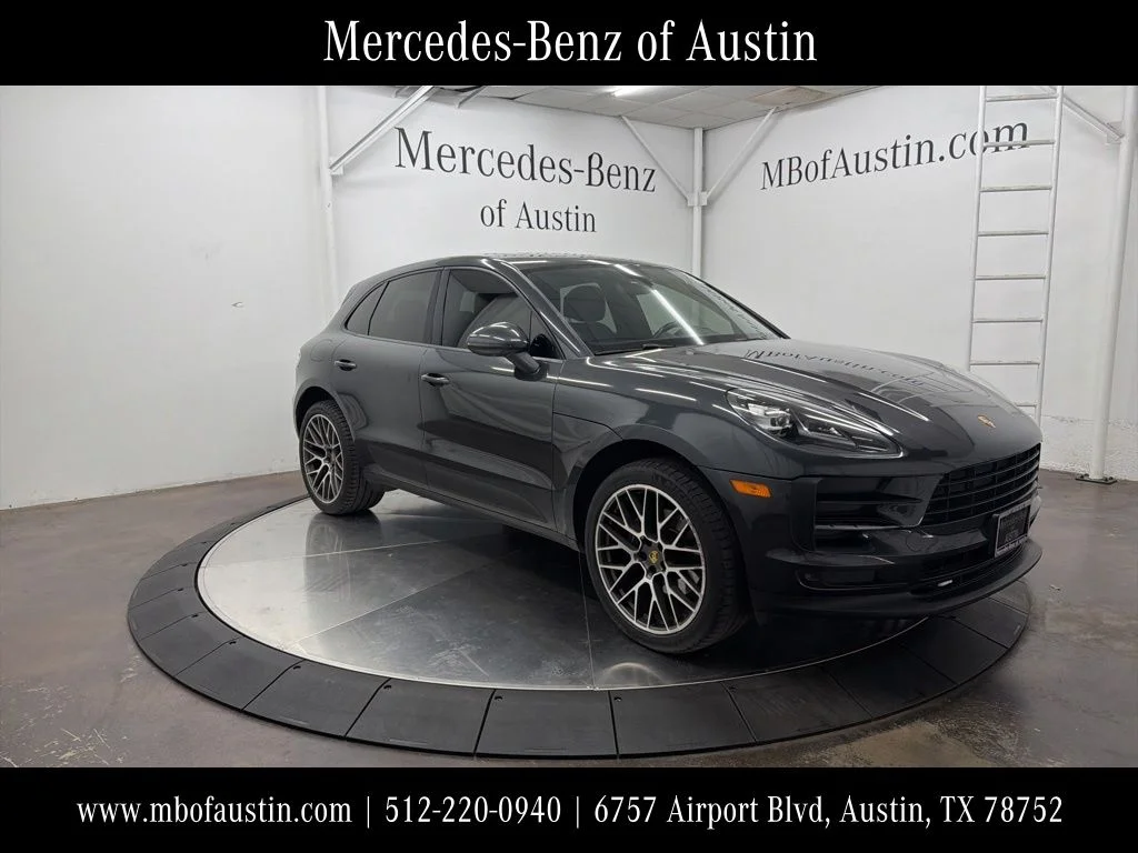 2020 Porsche Macan -'s photo