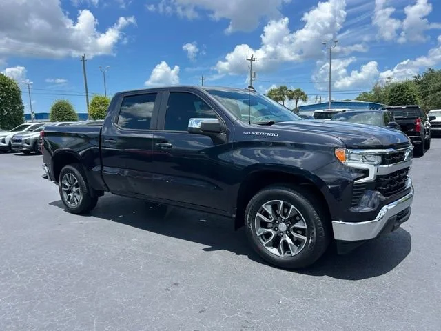 2023 Chevrolet Silverado 1500 LT Crew Cab Short Box's photo