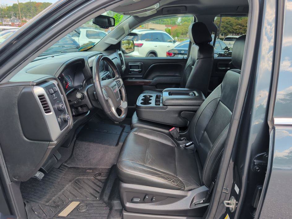 Used 2018 Dark Slate Metallic GMC SLT image 8