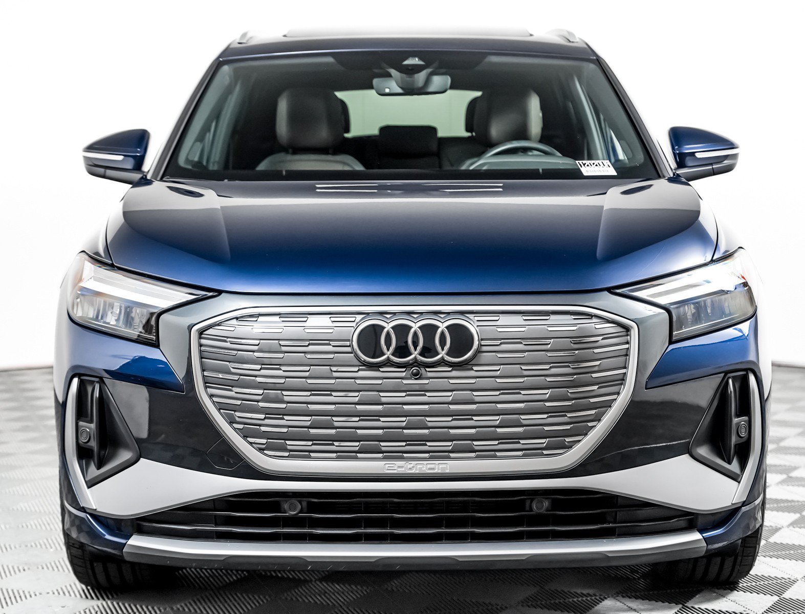 Used 2025 Navarra Blue Audi Premium image 5