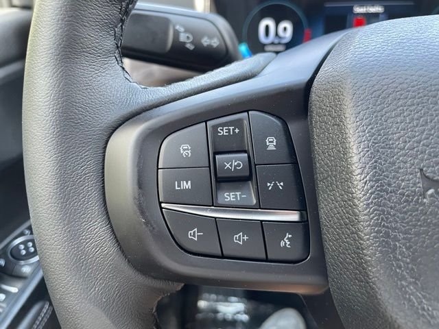 New 2025 CARB GRAY Ford Lariat image 17