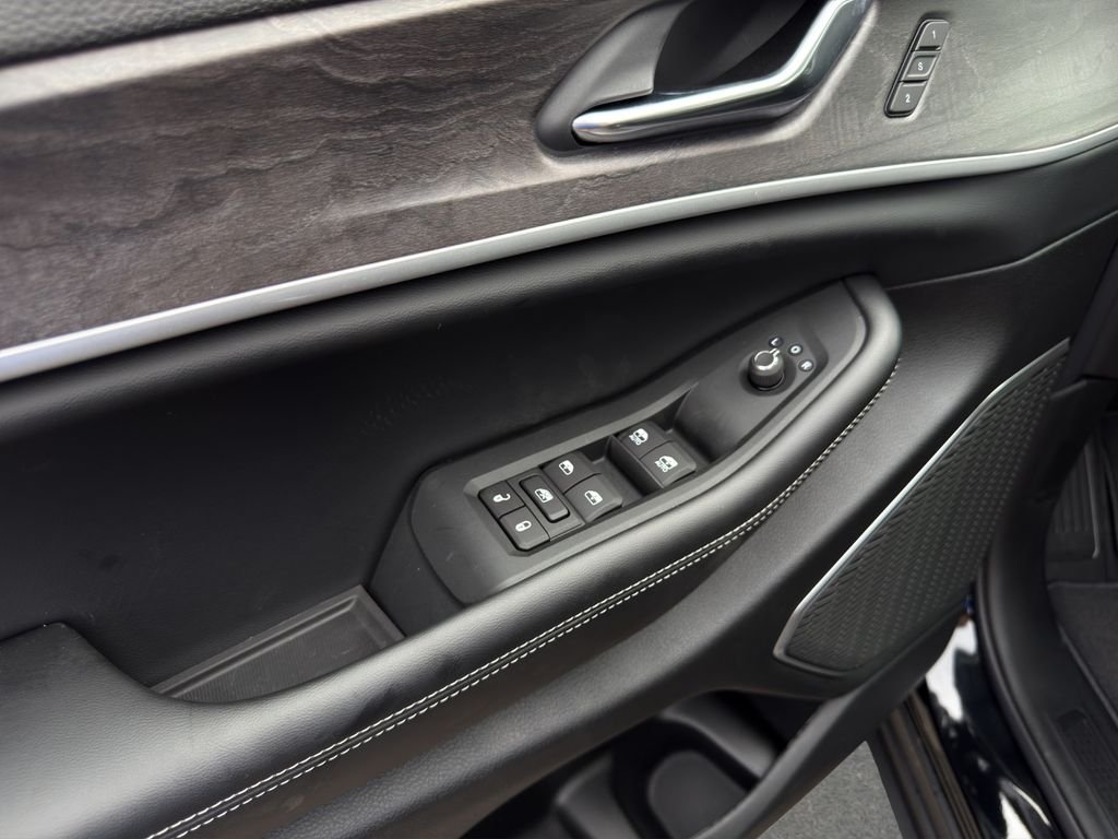2025 Jeep Grand Cherokee Limited - Photo 12