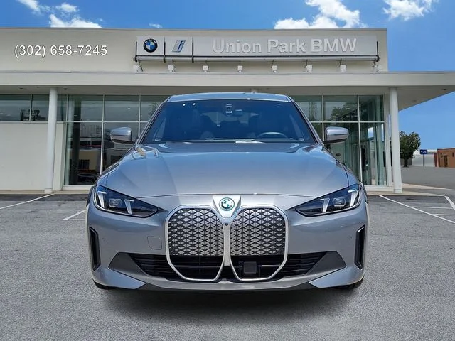 Certified Used 2025 Skyscraper Grey Metallic BMW xDrive40 image 2