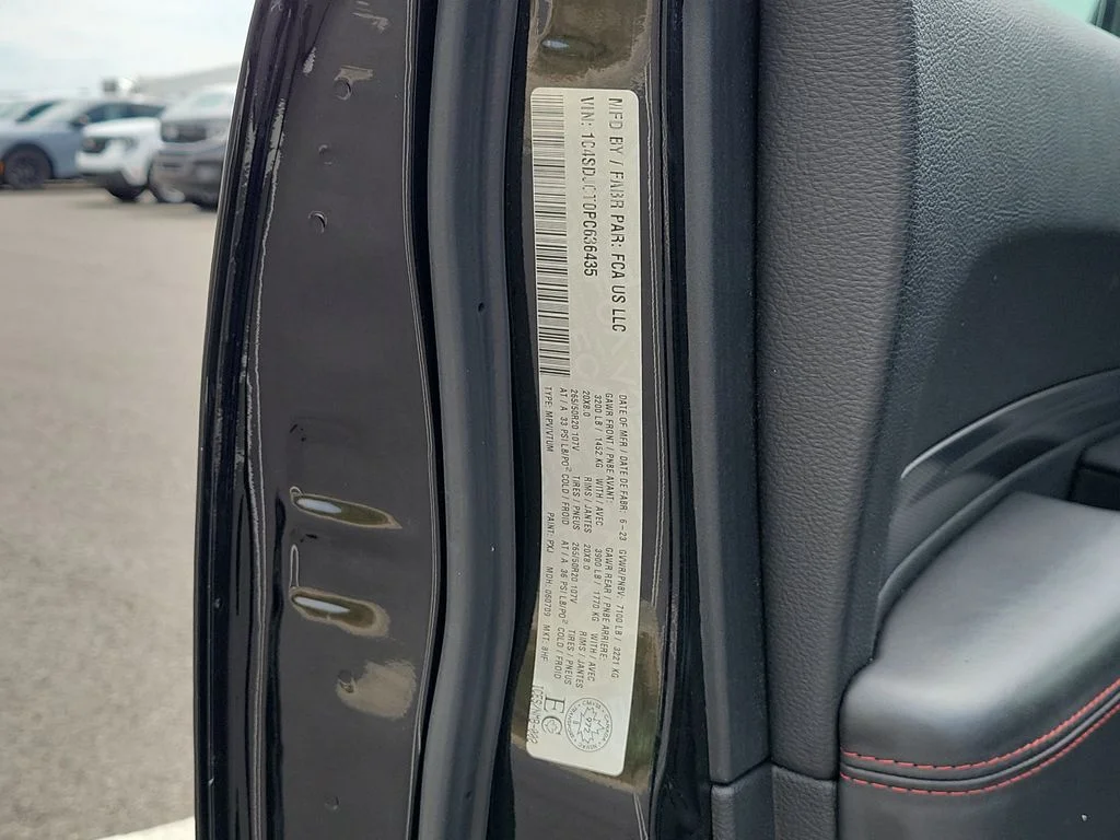 Used 2023 DB Black Clearcoat Dodge R/T Plus image 27