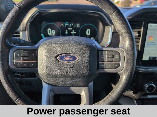 Used 2023 Gray Ford Lariat image 10