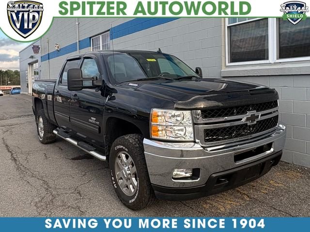 Used 2014 Black Chevrolet LT image 1