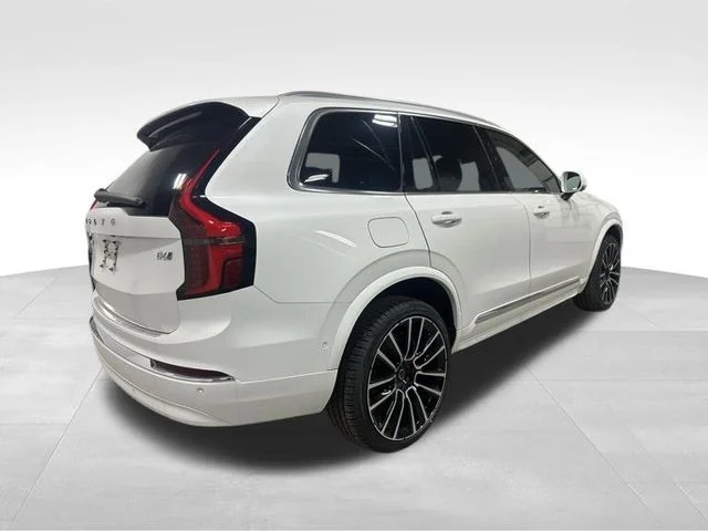 New 2026 Crystal White Volvo Plus image 6