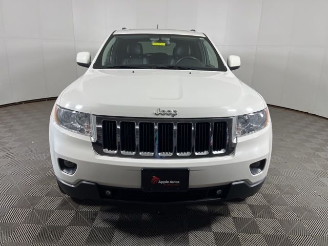 Used 2011 Jeep Grand Cherokee Laredo with VIN 1J4RR4GG2BC655649 for sale in Shakopee, Minnesota